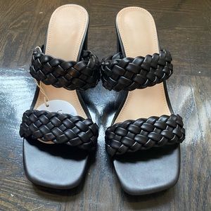 *BRAND NEW* Black Braided Sandal Block Heel *SIZE 8*